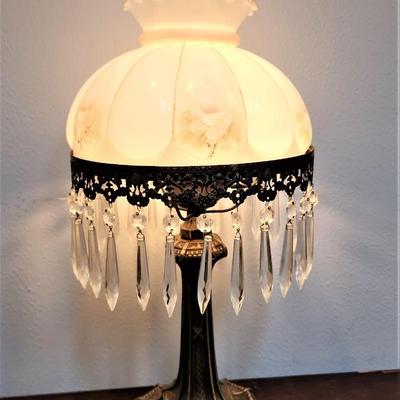 Lot #72  Vintage Lamp in the Antique Style - 26 Prism
