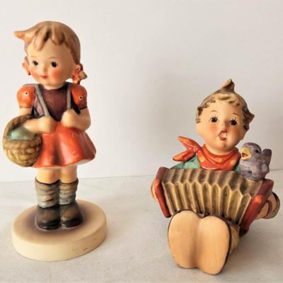 Lot #75  Lot of 2 vintage Hummel figures
