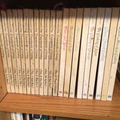 607 Womanâ€™s Day Encyclopedias of Cookery