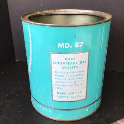 609 McNasby Oyster Co. Pearl Brand Gallon Oyster Can & Knives
