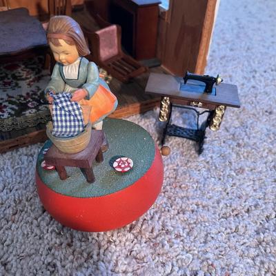 4 Story Victorian Doll House Furnished