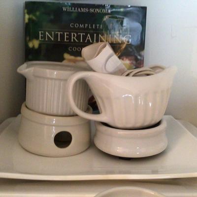 611 Williams Sonoma Entertaining Lot