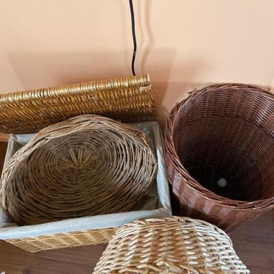 Lot if big baskets