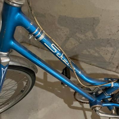 Vintage Schwinn Stardust Girls Bike