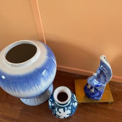 Blue and white pottery and lamps