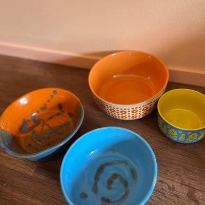 Funky bowls and MCM style lamp