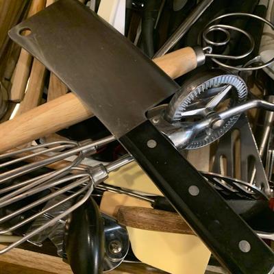 Flatware & Large Kitchen Utensils Lot