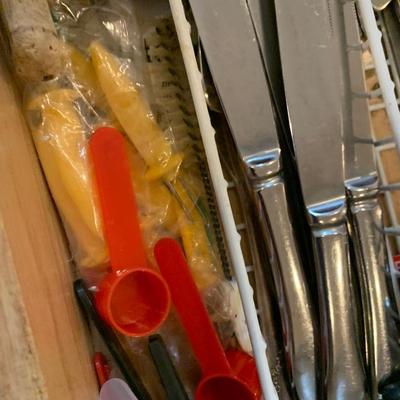 Flatware & Large Kitchen Utensils Lot