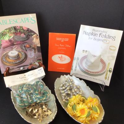 619 Napkin Folding Books with Napkin Rings