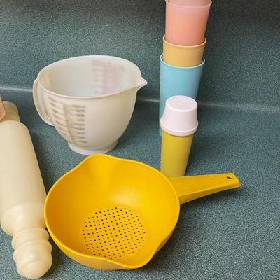 Tupperware Misc Lot