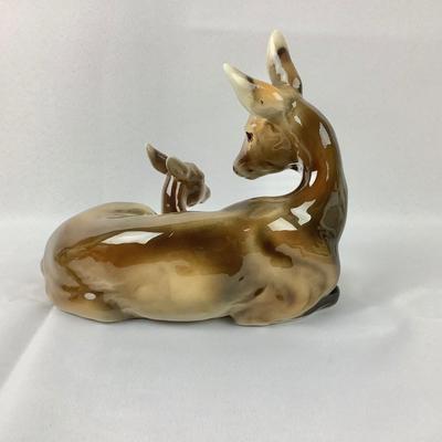 Lot 581 Vintage Wien Keramos Austria Porcelain Deer/Fawn Figurine