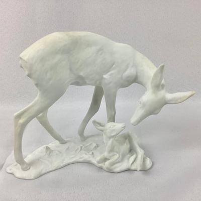 Lot 585 Signed by G. Bachman, Vintage Kaiser Porcelain Figurine, Doe/Fawn
