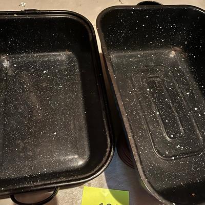 Roasting pan & Cafeteria trays
