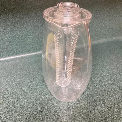 Plastic Fruit Infusion Flavor Pitcher