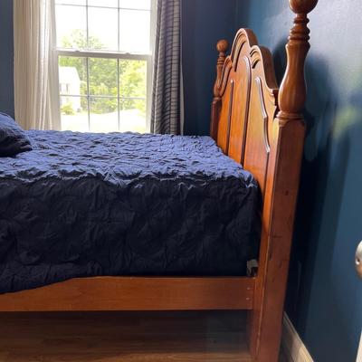 Solid Wood Queen Bed Frame with Pillow Top Mattress