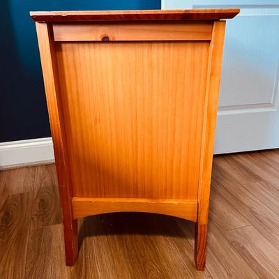 Wooden Night Stand 1 Drawer