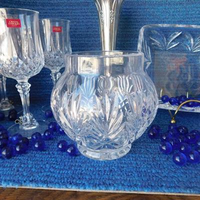BEAUTIFUL ASSORTMENT OF LEAD CRYSTAL ITEMS, SOME BLUE MARBLES AND A TOUCH OF SILVER PLATE