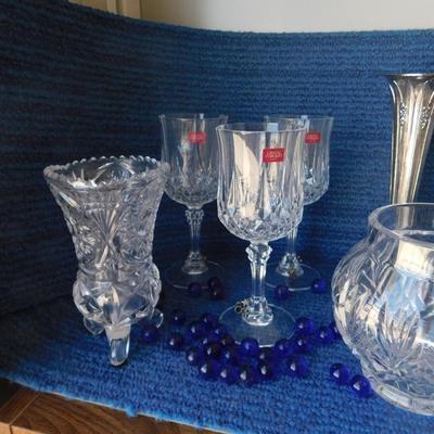 BEAUTIFUL ASSORTMENT OF LEAD CRYSTAL ITEMS, SOME BLUE MARBLES AND A TOUCH OF SILVER PLATE