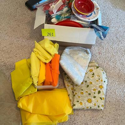 Patio Dining Supplies