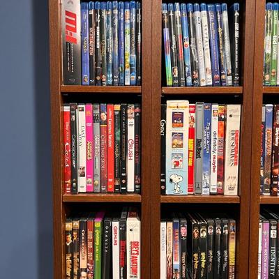 HUGE Lot DVDs Bluerays Mixed Genres