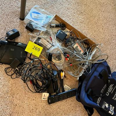 Lot of electronic items