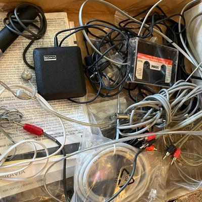 Lot of electronic items
