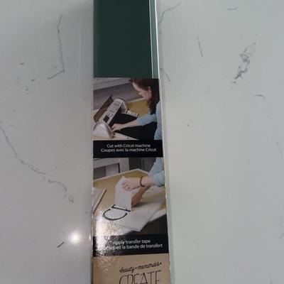 Provo craft cuttables adhesive vinyl forest green 3 mil vinyl