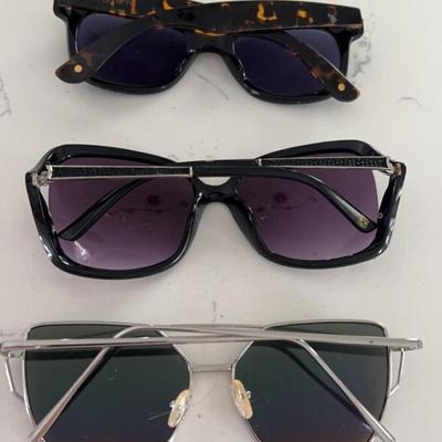 Lot of 3 sunglasses