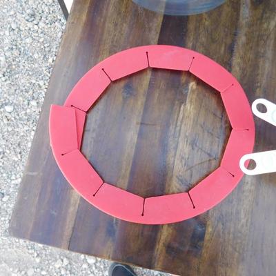 ðŸ˜ƒLARGE MIXING BOWL, SILICON PIE CRUST COVER, LIQUID MEASURING AND DRY CUPS, AND MORE