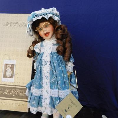 CINDY M. McCLURE â€œALICIAâ€ MARCHING BAND DOLLðŸŽ¼ðŸ¥