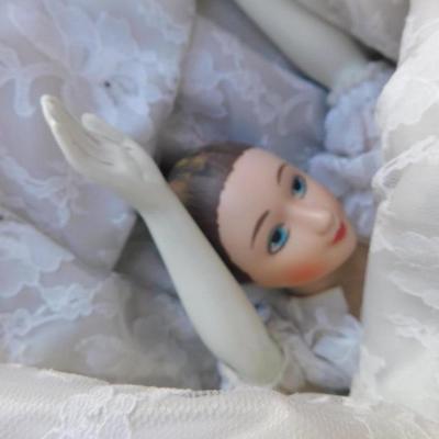 DOLLCRAFTER CLASSIC CINDERELLA AND LIKE WALL ART