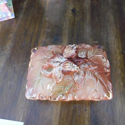 PRETTY LITTLE LOT OF GIRLY ITEMS, THAT INCLUDED THESE NICE VINTAGE FINDS