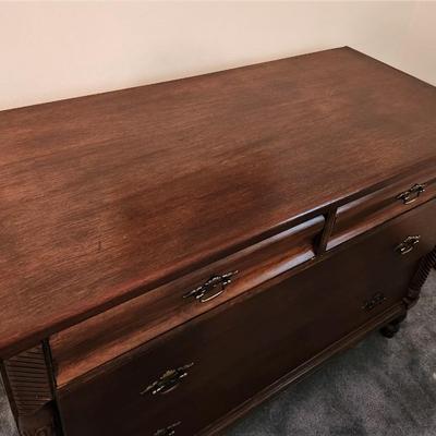 Lot # 80  Nice Vintage Chest of Drawers