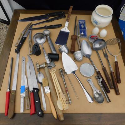 ðŸ˜® HOLY VINTAGE UTENSILS, AND EVEN MORE!!