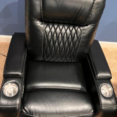 2 Showtime Black Home Theater Power Recliners Chairs