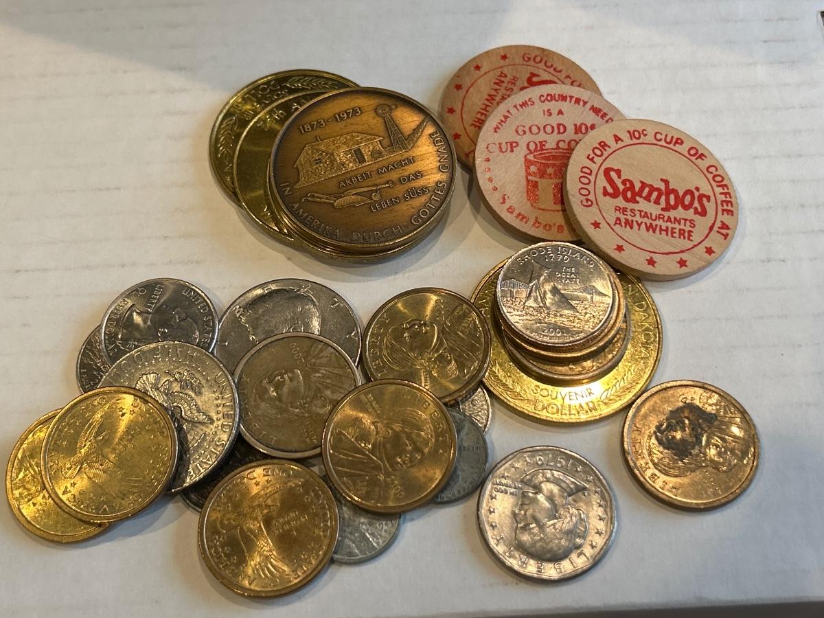 Bulk Mixed World Coins OCT. 2025 HUGE NEW ESTATE MIX! Random Lot Per - Foto 6