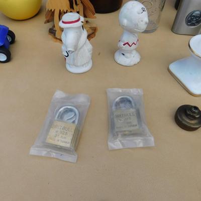 JUNK DRAWER LOT OF GOODIES