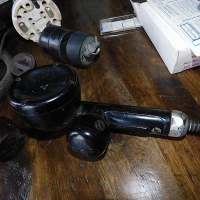 MISC VINTAGE HOUSEHOLD  ITEMS