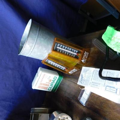 MISC VINTAGE HOUSEHOLD  ITEMS