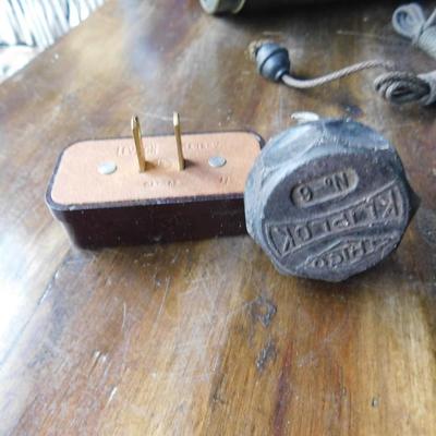 MISC VINTAGE HOUSEHOLD  ITEMS