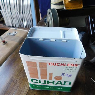 MISC VINTAGE HOUSEHOLD  ITEMS