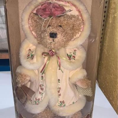 Collectors choice limited edition teddy bear