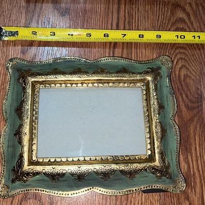 beautiful green set of 2 picture frames