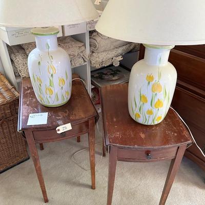 End Table, Lamp Pair Lot