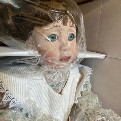 Ashton Drake Galleries "Mary Had a Little Lamb" Doll
