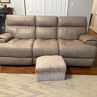 Flexsteel electric reclining couch