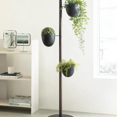 Plant stand by Umbra FLORISTAND PLANTER.
