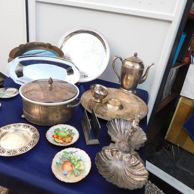 EAT YOUR HEART OUT ON SOME SILVERPLATE, DON'T MISS THE COOL SERVING DISH