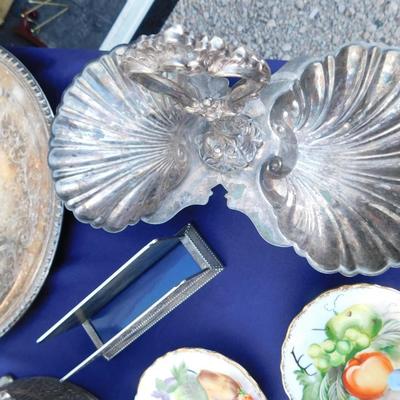 EAT YOUR HEART OUT ON SOME SILVERPLATE, DON'T MISS THE COOL SERVING DISH