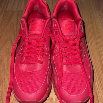 NIKE AIR MAX 90 ESSENTIAL RED size 7
